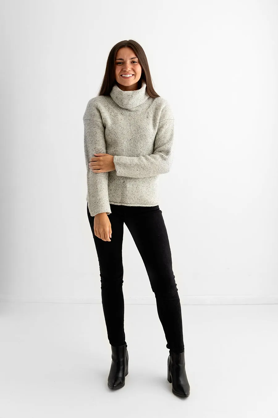 Womens Chunky Cowl neck jumper - Light limestone